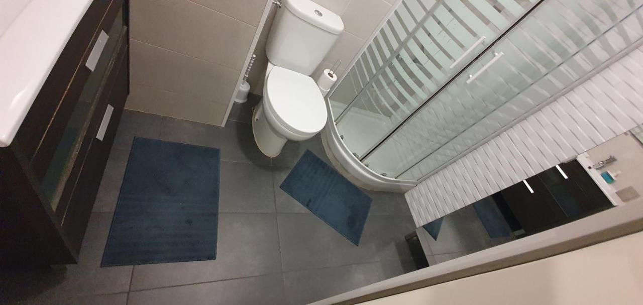 Apartaments B O D Collblanc L'Hospitalet de Llobregat Exterior photo