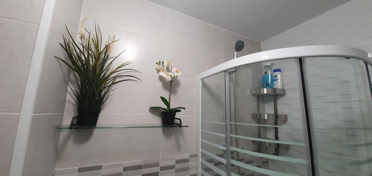 Apartaments B O D Collblanc L'Hospitalet de Llobregat Exterior photo