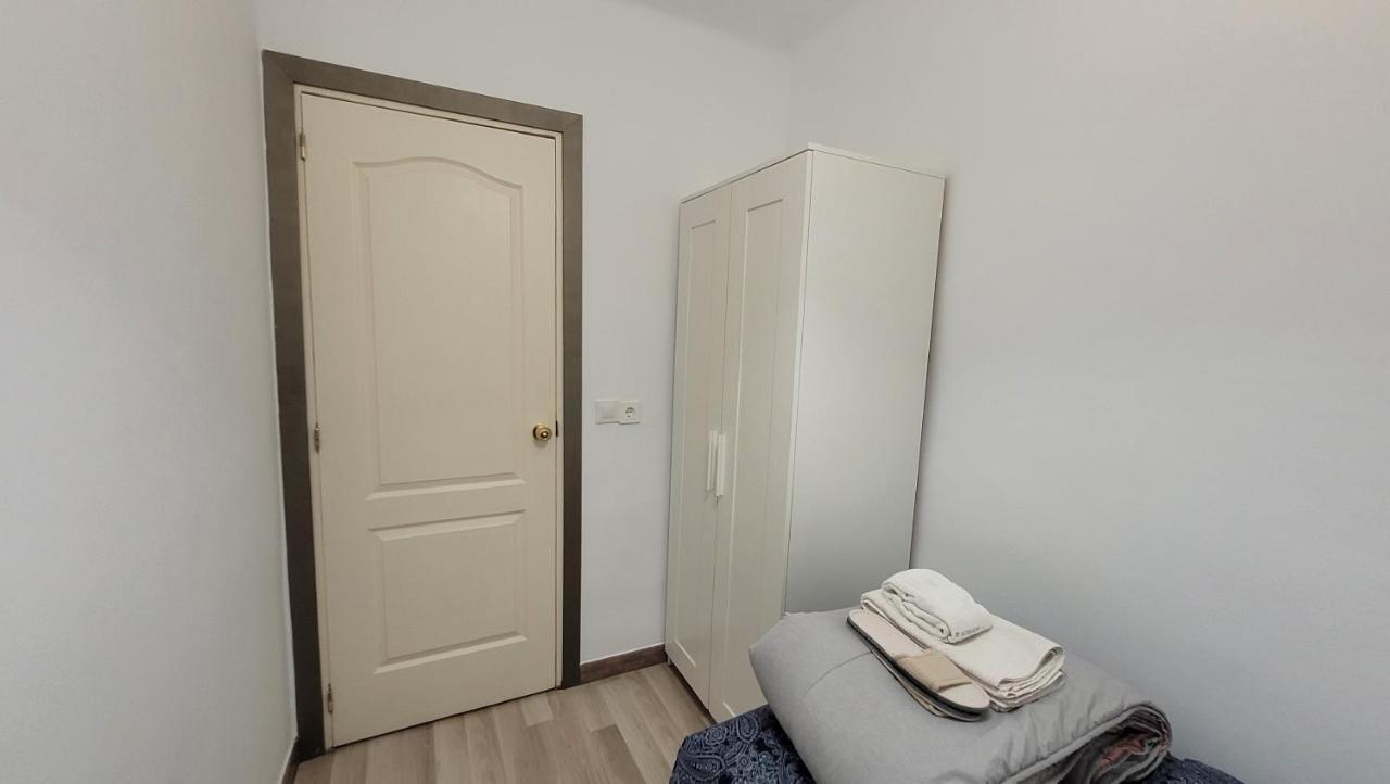 Apartaments B O D Collblanc L'Hospitalet de Llobregat Exterior photo